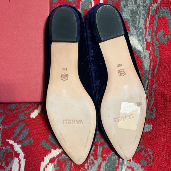 NWB Vaneli Velvet Navy flats Sz 8.5 - Picture 4 of 5